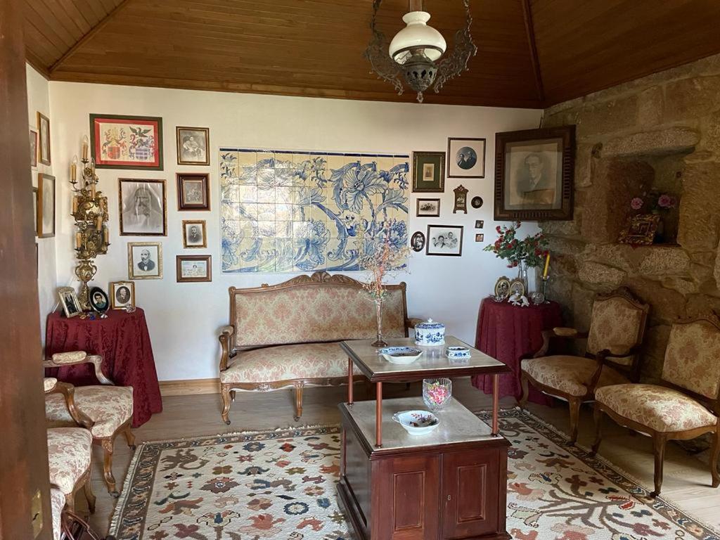 Casa Da Pedra - Turismo Rural Bragado الغرفة الصورة